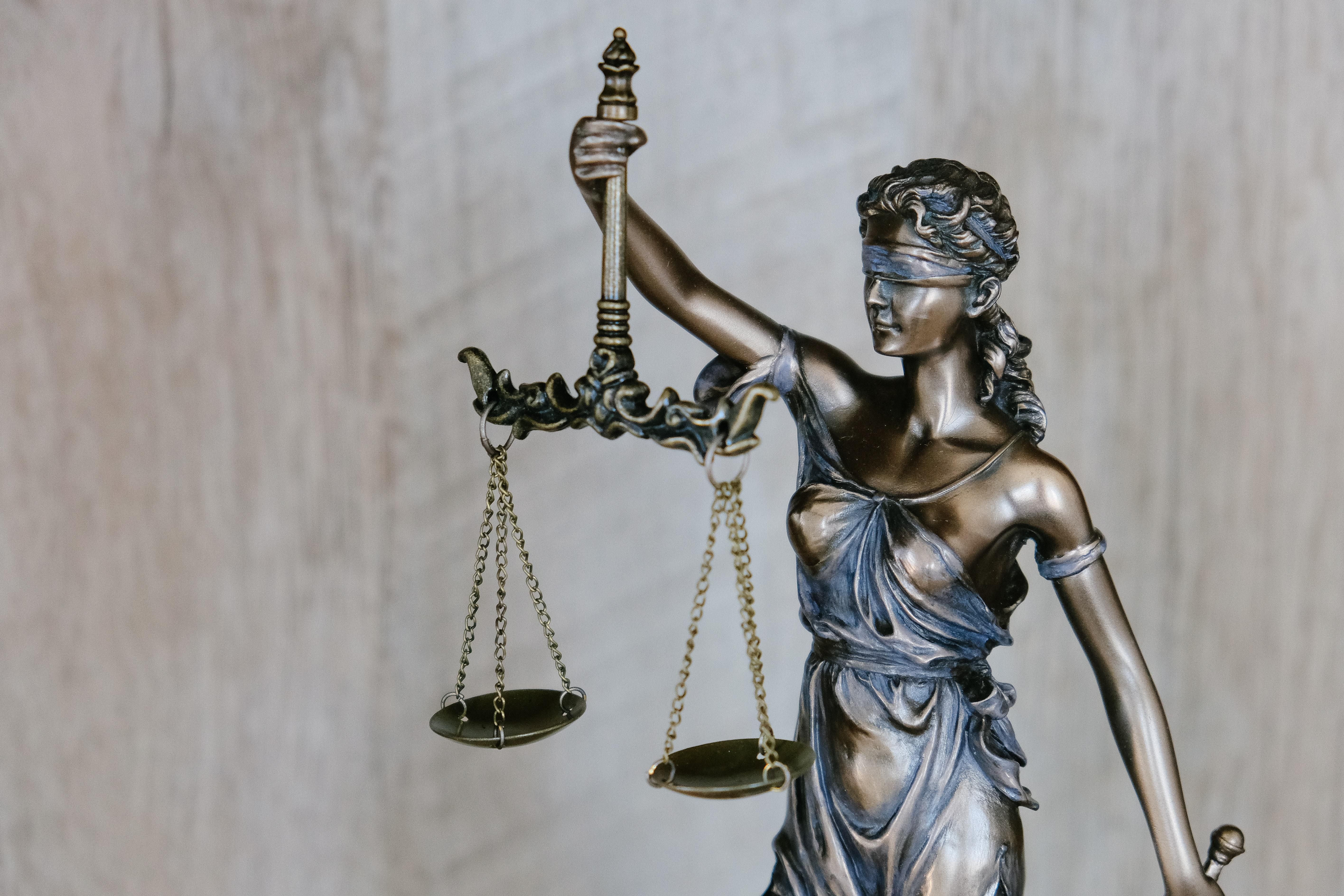 image of the scales of justice.